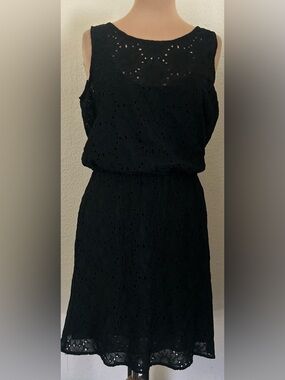 Taylor Black Eyelet Blouson Midi Dress